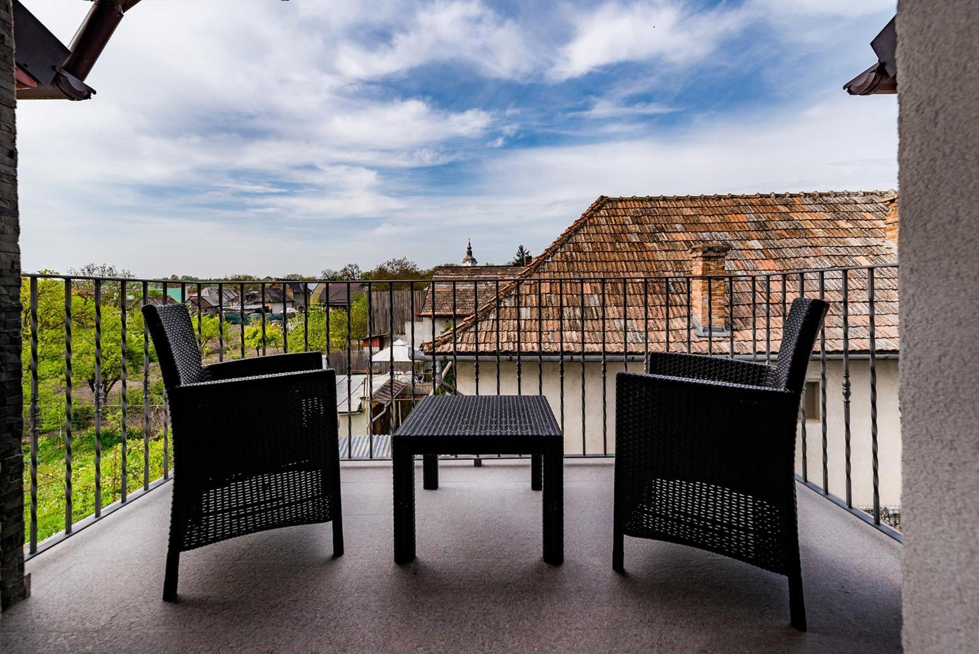 Casa Sorriso Hotel Turda Bagian luar foto