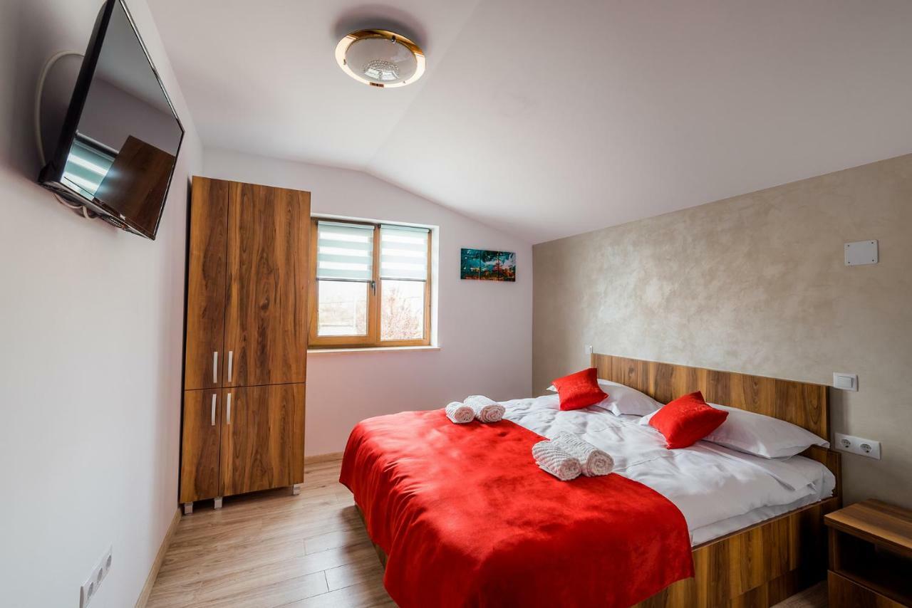Casa Sorriso Hotel Turda Bagian luar foto