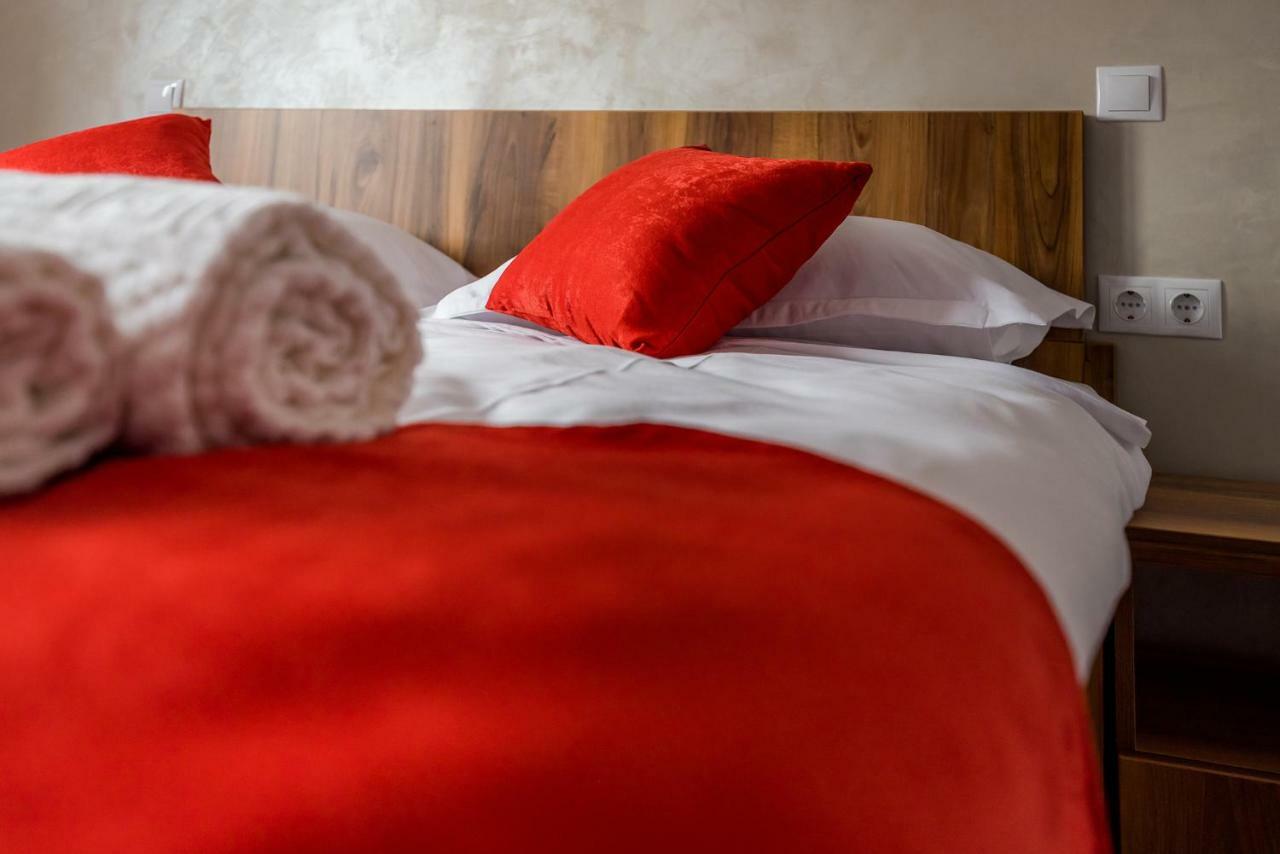 Casa Sorriso Hotel Turda Bagian luar foto