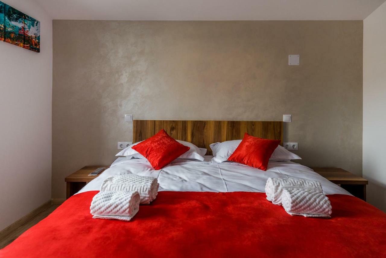 Casa Sorriso Hotel Turda Bagian luar foto